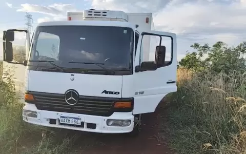 El cami�n que transportaba las cajas del f�rmaco denominado "TIRCZEC" fue interceptado obre la Ruta PY02, a la altura del kil�metro 24, en Minga Guaz�