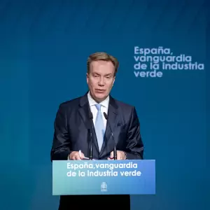 El Foro Econ�mico Mundial inicia una investigaci�n contra su director ejecutivo por sus v�nculos con Epstein