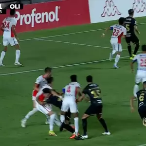 Olimpia se�ala disparidad de criterios en el arbitraje