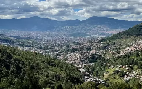 La cuenca de Bogot�, en los Andes colombianos, donde se recuper� el n�cleo sedimentario que permiti� reconstruir temperaturas del clima pasado.