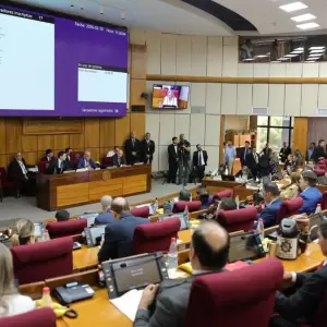 Cartistas ceden y presentan nuevas modificaciones a la reforma de la Caja Fiscal