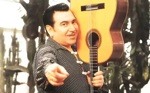 Luis Alberto del Paran�.