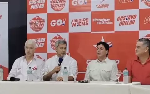 Mario Abdo Ben�tez en un acto pol�tico.
