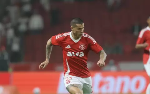 Alan Ben�tez.