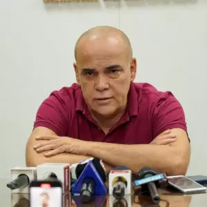 Congreso niega autoaumento de Bachi N��ez y justifica ingreso de m�s de G. 63 millones con bonificaci�n legal