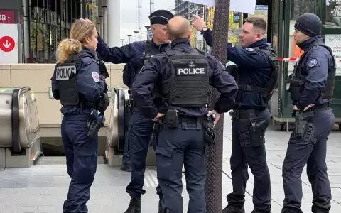 Polic�a francesa en Par�s.