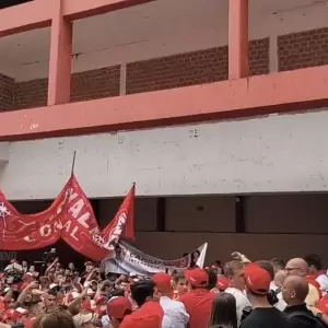 Camilo P�rez oficializa su carrera por Asunci�n y se mete de lleno en la interna colorada