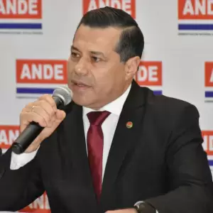 Titular de la ANDE descarta compra de generadores tras apag�n masivo
