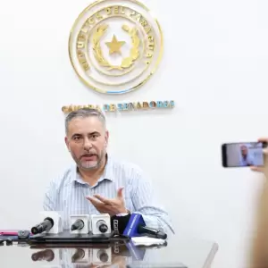 Se reabre debate sobre m�quinas de votaci�n: senador liberal anuncia proyecto para abrir el "sobre 4"