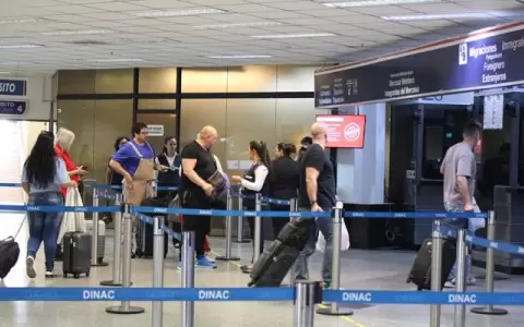 Movimiento migratorio en el Silvio Pettirossi.
