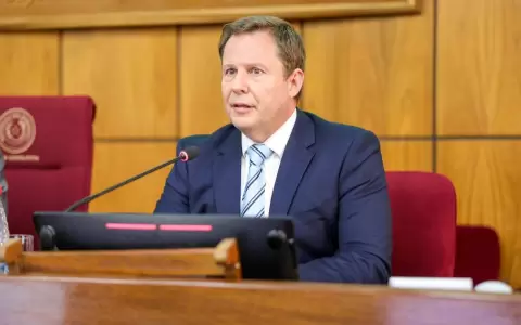 Alberto Sim�n Mart�nez, presidente del Poder Judicial.