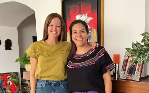 Soledad N��ez y Johanna Ortega.