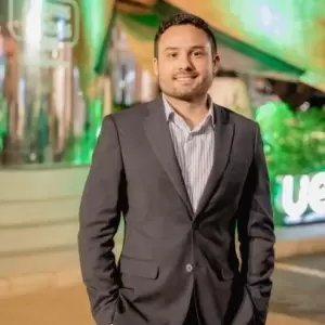 Juan Gustale, CEO ueno bank.