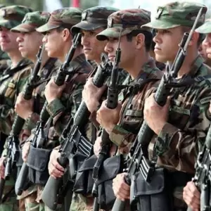 Defensa rechaza "militarizaci�n" y asegura que nuevo decreto solo ampl�a radio de acci�n de las FFAA en la Regi�n Oriental
