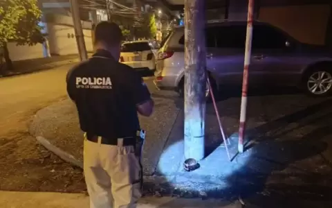 Un cr�neo humano fue hallado sobre la avenida John F. Kennedy, esquina Cerro Cor�, en el barrio Bernardino Caballero de Asunci�n.