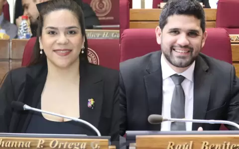 Johanna Ortega y Ra�l Ben�tez, diputados.