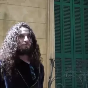 Video: intentó ingresar a la fuerza al Migone para "hablar" con Horacio Cartes y fue demorado