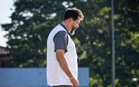 Pablo "Vitamina" S�nchez, director t�cnico de Olimpia.
