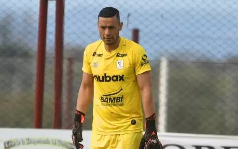 Bernardo Medina, uno de los porteros que m�s ha sido se�alado por dilatar el tiempo en los saques de arco.