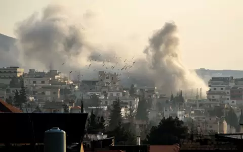 Ataque a�reo israel� que tuvo como objetivo las oficinas de Al-Qard al-Hassan, una instituci�n financiera vinculada a Hezbol�, en Baalbec, L�bano.