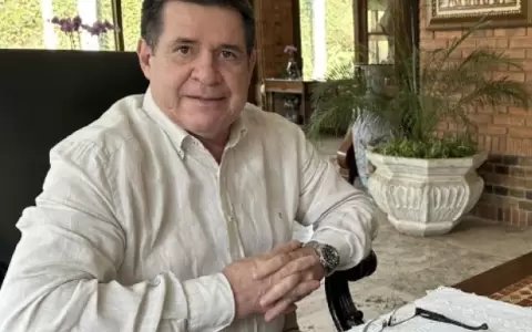 Horacio Cartes.