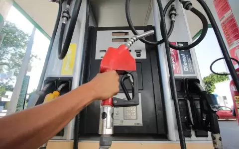 estaci�n de servicios- combustible- nafta - gasoil-