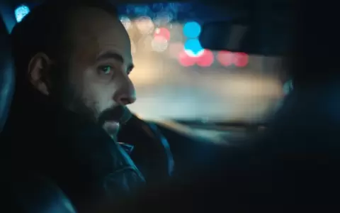 "M�decin de nuit" (2020), del director �lie Wajeman.