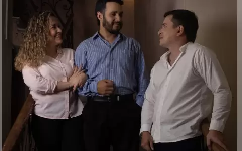 Elenco de "Superficie".