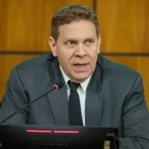 Cae el titular de Petropar tras meses de presión y escándalos