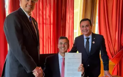 Pe�a oficializa acuerdo militar con Estados Unidos y reaviva el debate sobre soberan�a