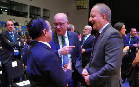 El presidente de la Ande, F�lix Sosa en la Asamblea del Grupo BID.