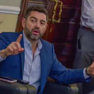 Alliana gana terreno en el oficialismo mientras crece el debate sobre el liderazgo de Cartes