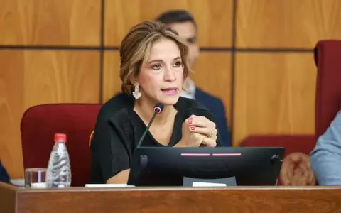 Lea Gim�nez descarta volver al Ministerio de Econom�a en medio de rumores sobre salida de Valdovinos