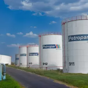 Petropar.