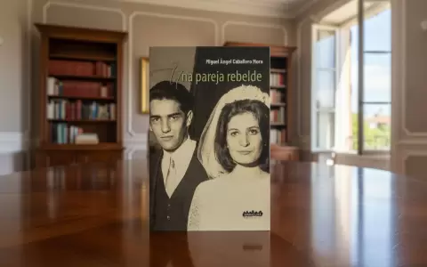 Portada de "Una pareja rebelde", de Miguel �ngel Caballero Mora.