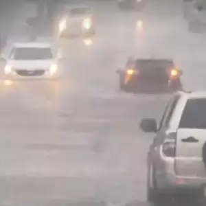 Raudales ponen en jaque a Asunci�n: identifican 11 cruces cr�ticos y alertan sobre tr�nsito peligroso
