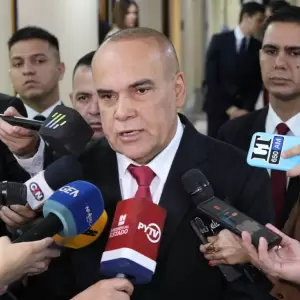 Bachi Núñez asegura "buena recuperación" de Cartes y pone paños fríos a versiones sobre fricción interna