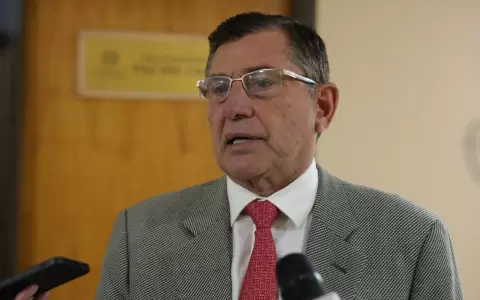 Luis Pettengill.