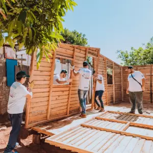Semana Santa solidaria: convocan j�venes a construir 134 viviendas de emergencia
