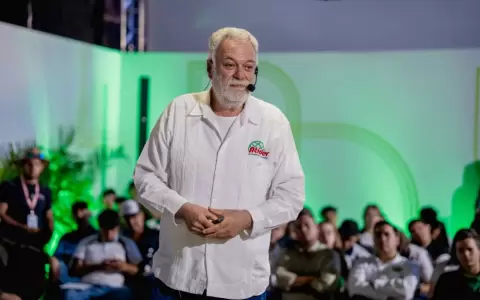 Ingeniero agr�nomo mexicano Ernesto Cruz Gonz�lez.