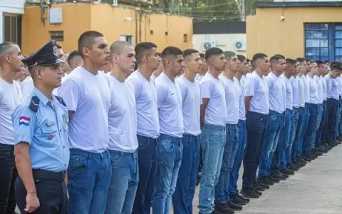 Colegio de Polic�a: aspirante a polic�a est� en terapia intensiva tras supuesto "descuero" pese a estar enfermo