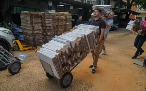 Inici� entrega de materiales y �tiles electorales para internas municipales.