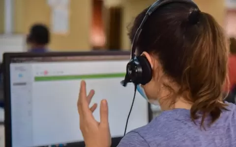 Fuertes cr�ticas a operadores del call center 154 del Ministerio de Salud.