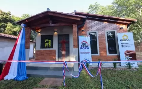 Vivienda construida dentro del programa Che R�ga Por�.