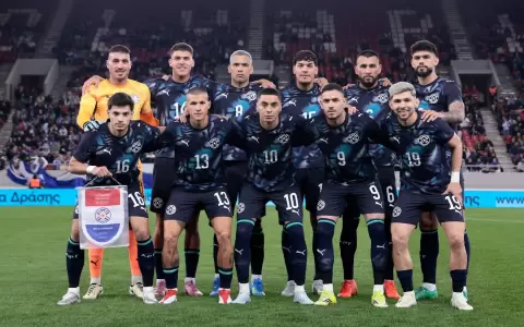 La Albirroja supera primera prueba en Europa