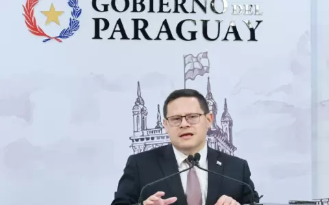 �scar Oru�, titular de la DNIT.