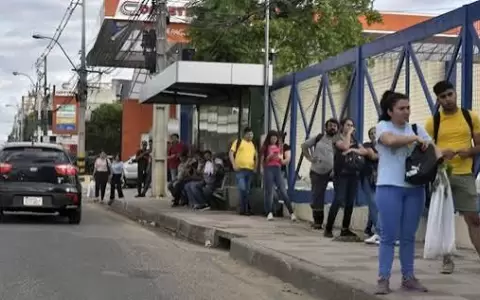 El transporte explot� y paraliz� Gran Asunci�n