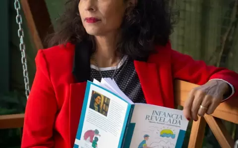 Infancia Revelada, lanzamiento del libro jur�dico-social de la exmagistrada Andrea Vera Aldana.
