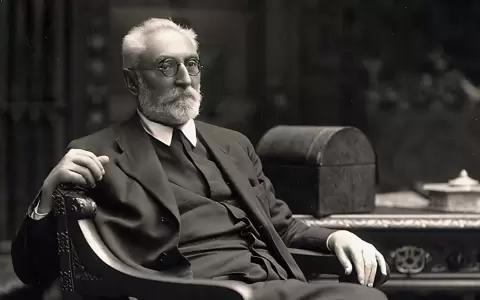 Miguel de Unamuno.