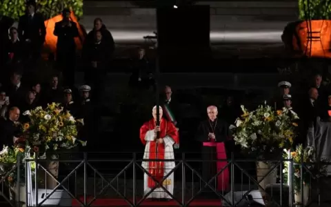 V�a Crucis en el Coliseo presidido por el Papa Le�n XIV, Viernes Santo, 3 de abril de 2026